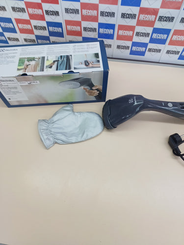 Plancha Vertical, Potencia 1200 W, depósito extraíble, Guante Protector Incluido, plástico, Executive Electrolux E6HS1-2EG.